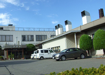本社・レンズ事業部